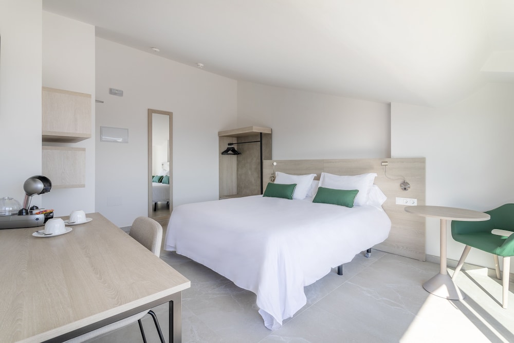 Double Room, Terrace - Photo 2