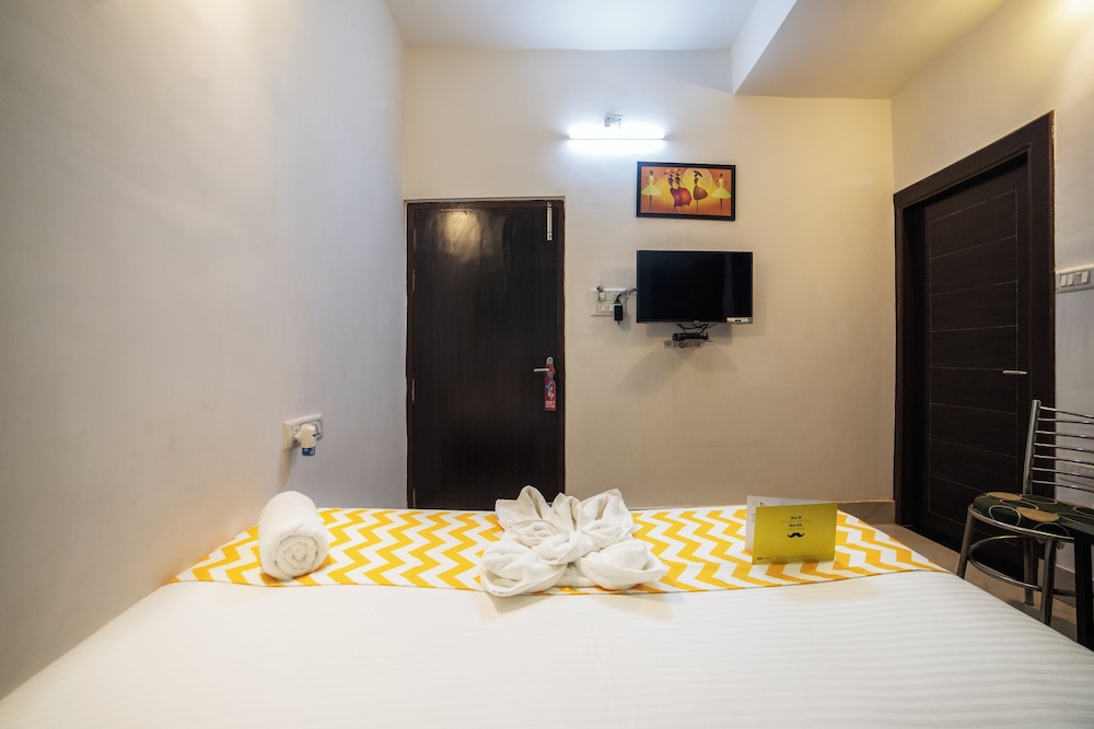 Super Deluxe Room A/c photo 3