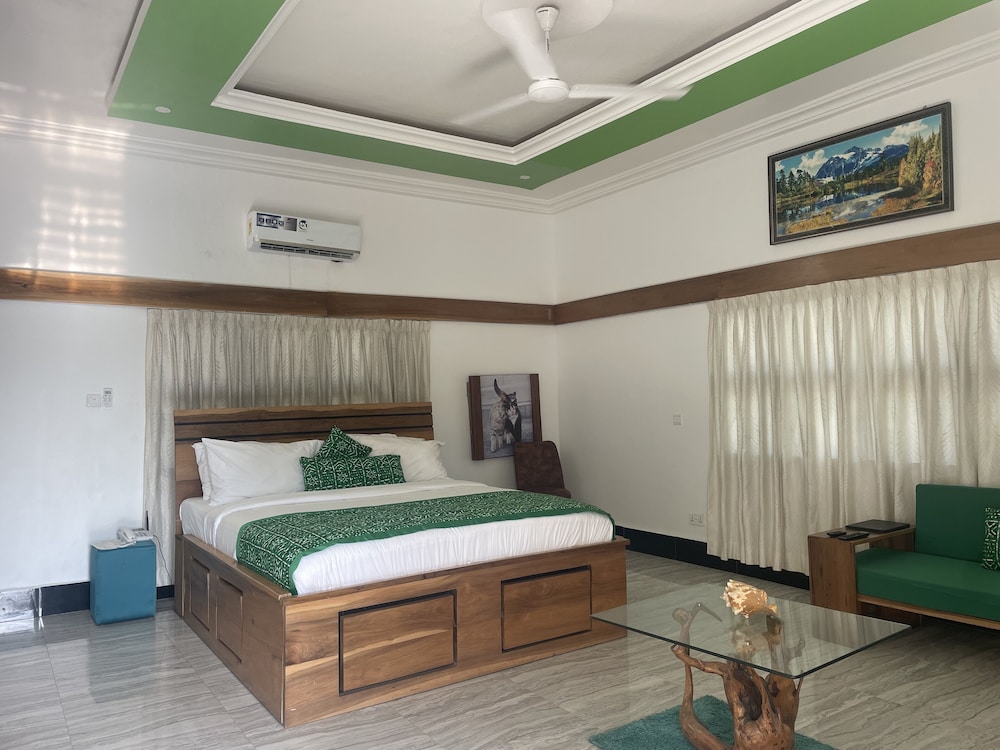 Executive Suite, Awarefo photo 1