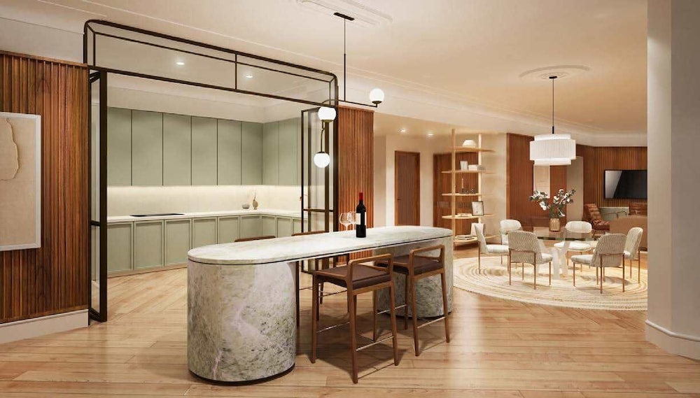 Club Level Penthouse 2br Suite photo 3