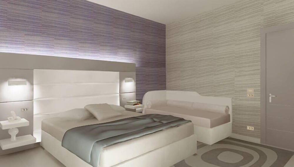 Superior Double or Twin Room photo 1