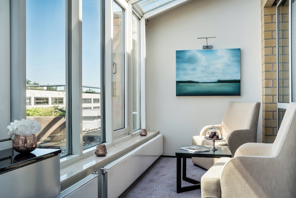 Suite, 1 Bedroom, City View