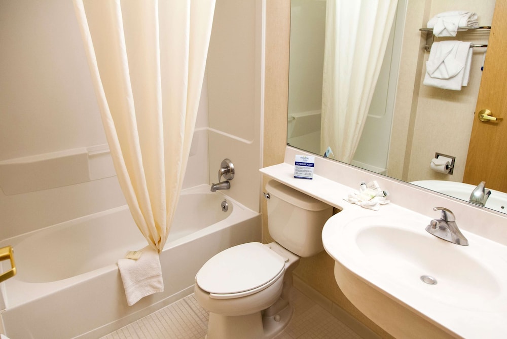 Room, Accessible - Photo 7