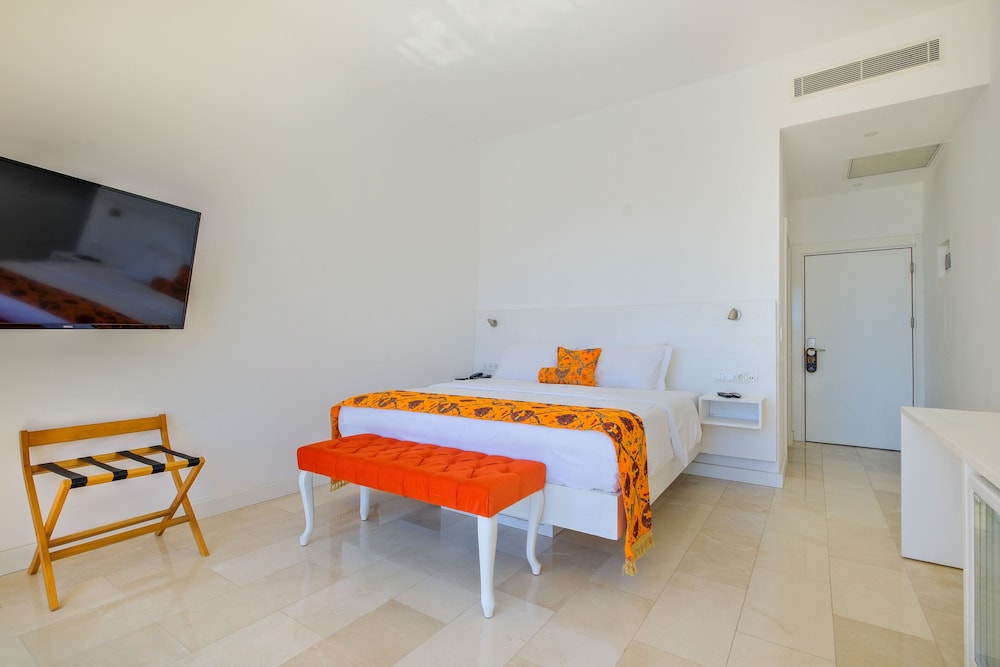 Deluxe Double Room - Photo 7