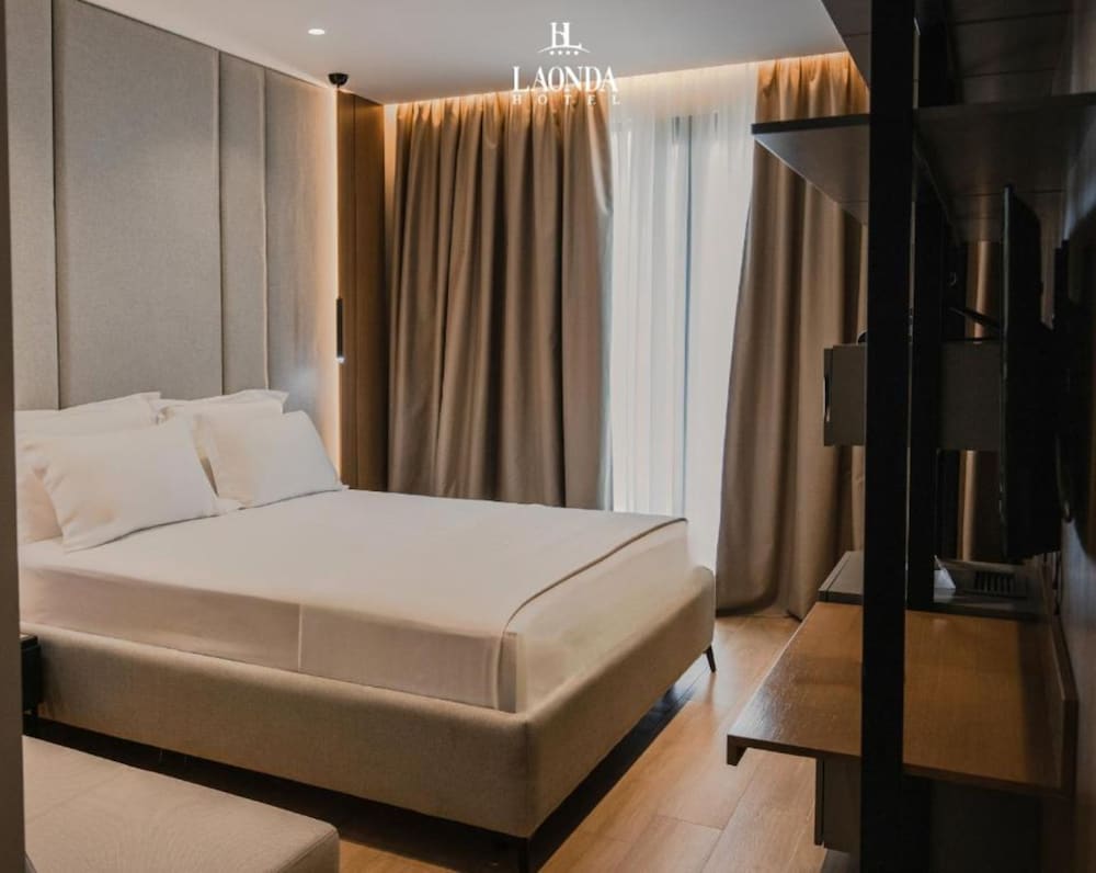 Deluxe Double Room, City View