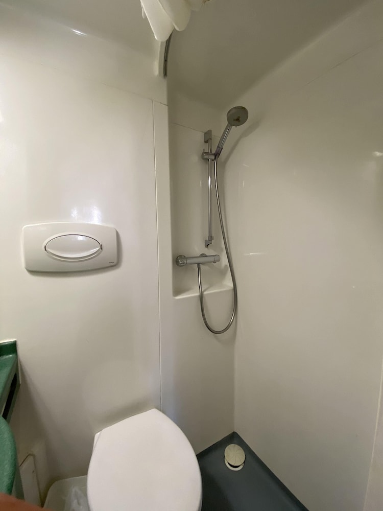 Economy Double Room photo 2