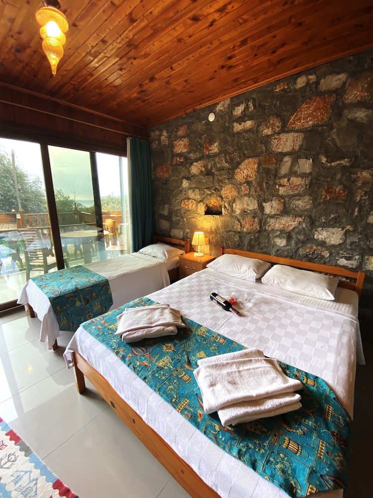 Standard Room photo 2