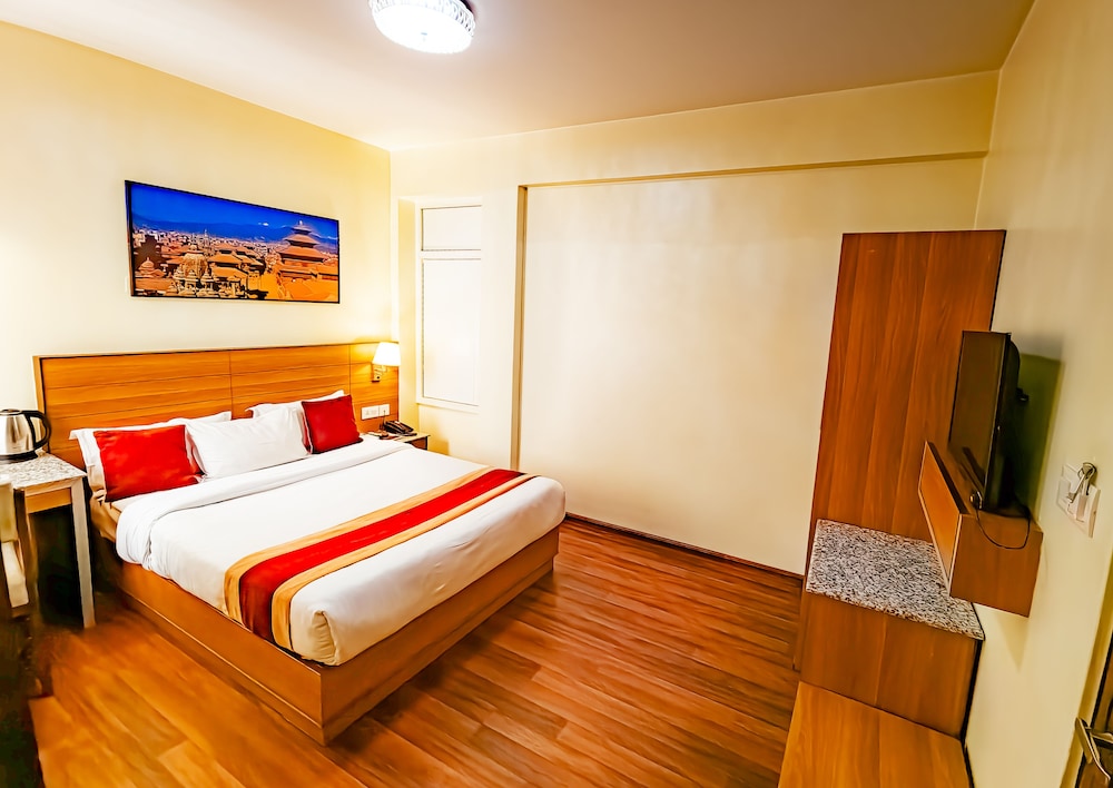 Deluxe Single Room, 1 Queen Bed photo 1