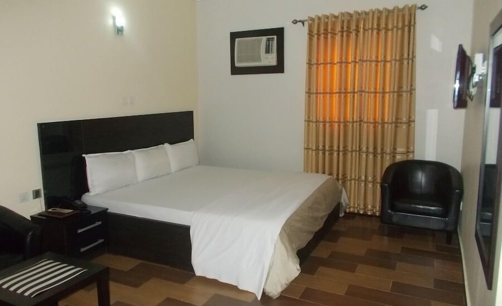 Comfort Room, City View photo 3