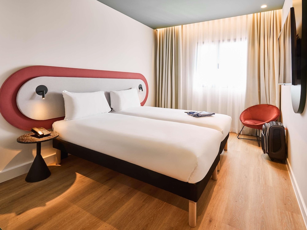 Superior Room, 1 Double Bed with Sofa bed photo 3