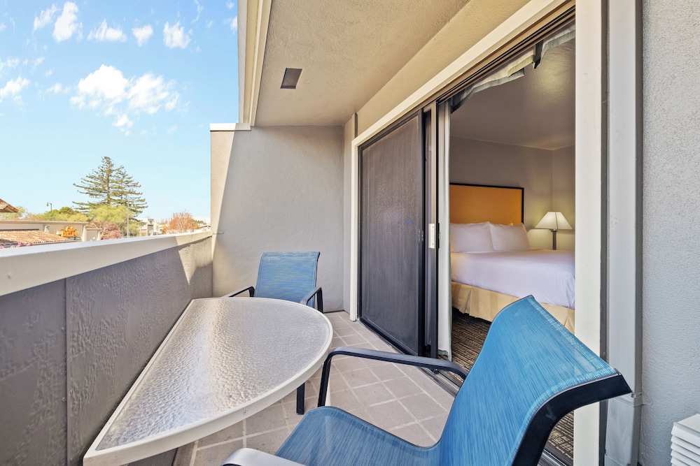 Suite, 2 Queen Beds, Non Smoking, Kitchen (Separate Living Room) photo 3