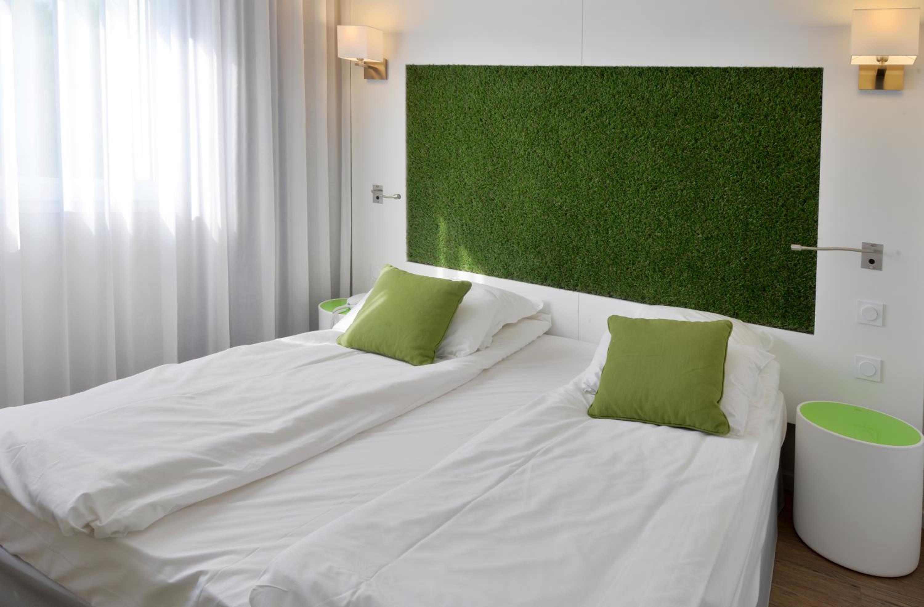 Twin Room Garrigue side - Photo 1