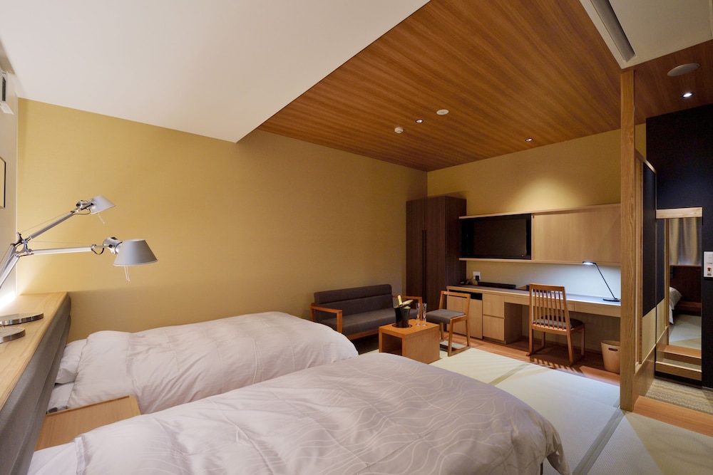 Superior Room, 2 Bedrooms, Non Smoking