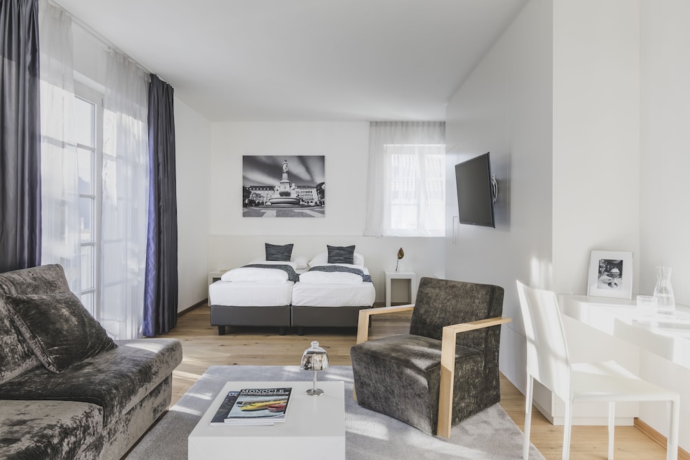 Suite, 2 Bedrooms (Magda S)