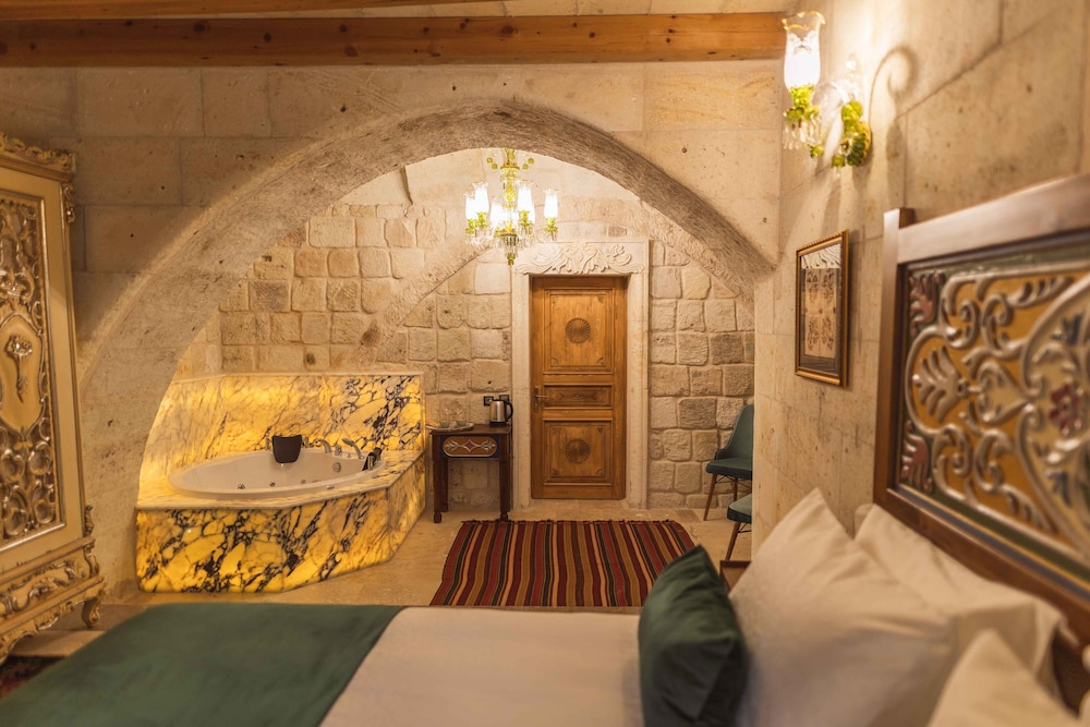 Jakuzili Suite - Photo 29