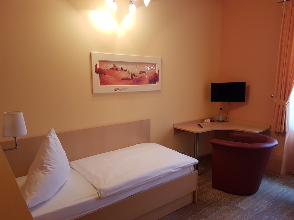 Single Room photo 1