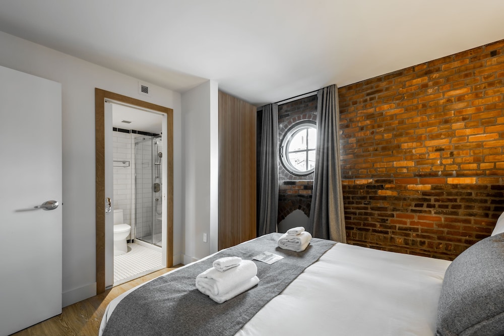 Exclusive Apartment thumbnail 5