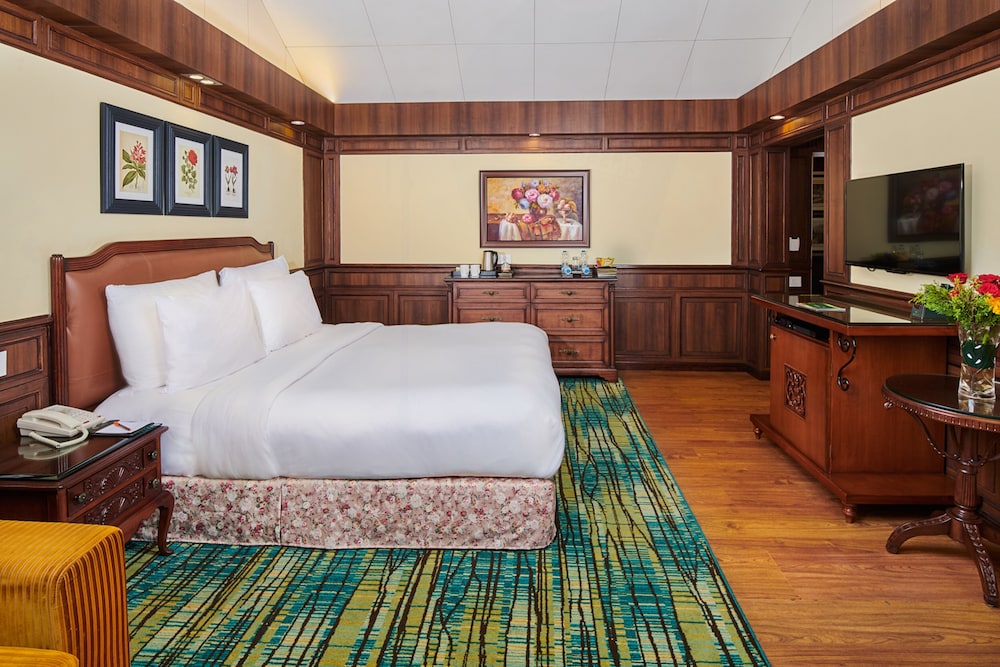 Executive Anderson Room - Photo 1
