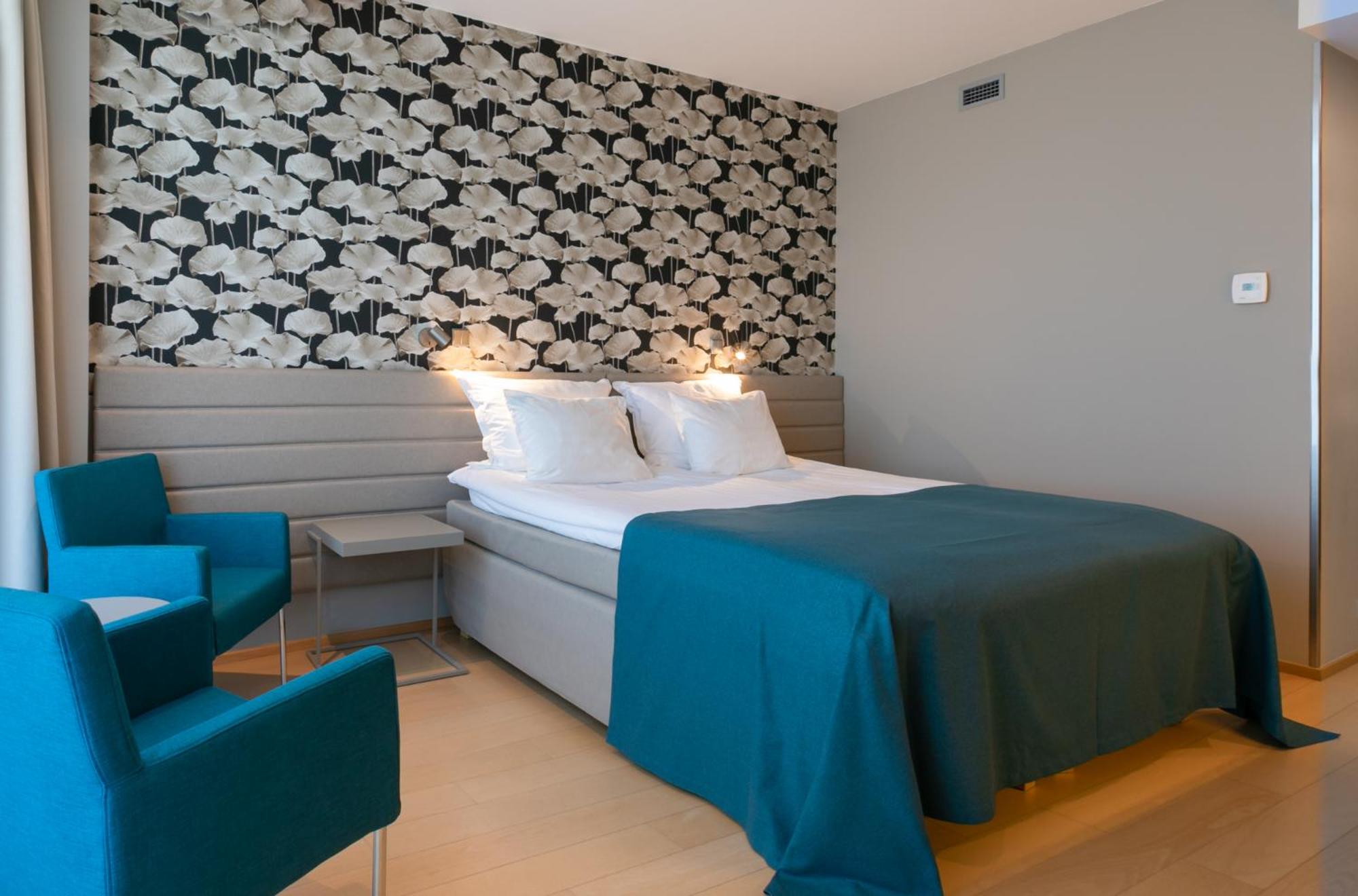 Double Room with Spa Access - Photo 1