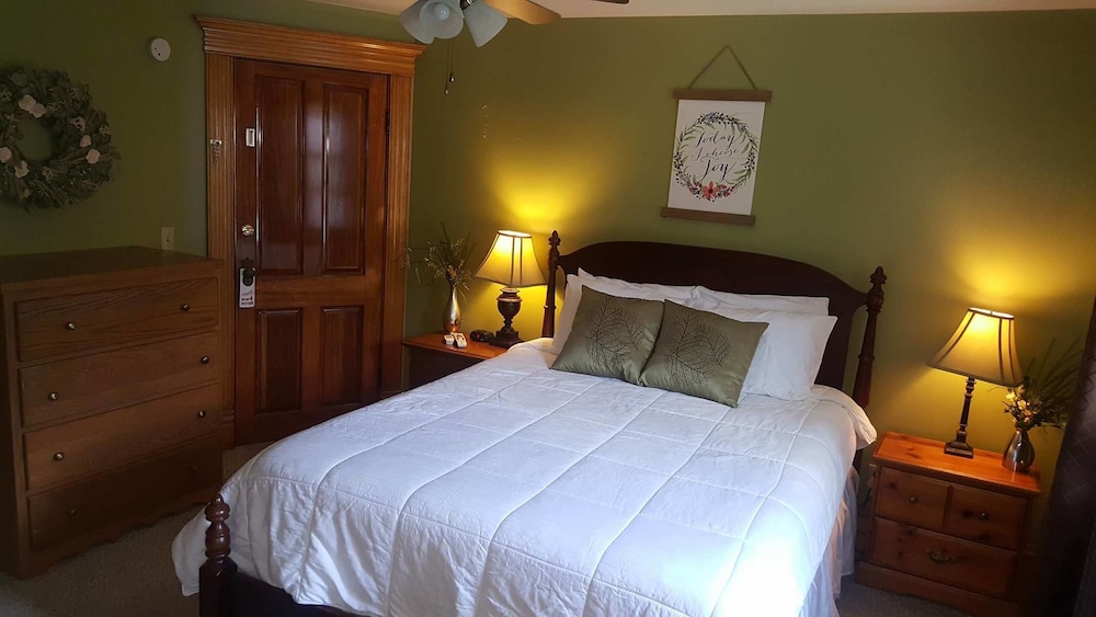 Classic Room, 1 Queen Bed