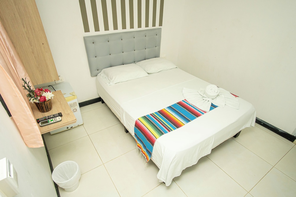 Basic Double Room - Photo 6