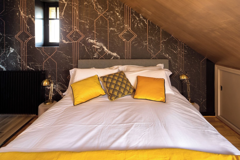 Superior Double Room, City View photo 3