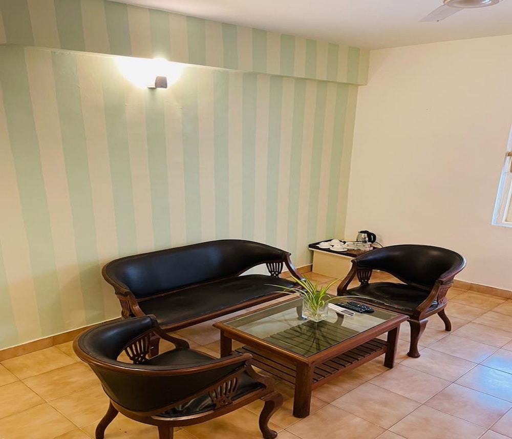 Family Villa - Photo 7