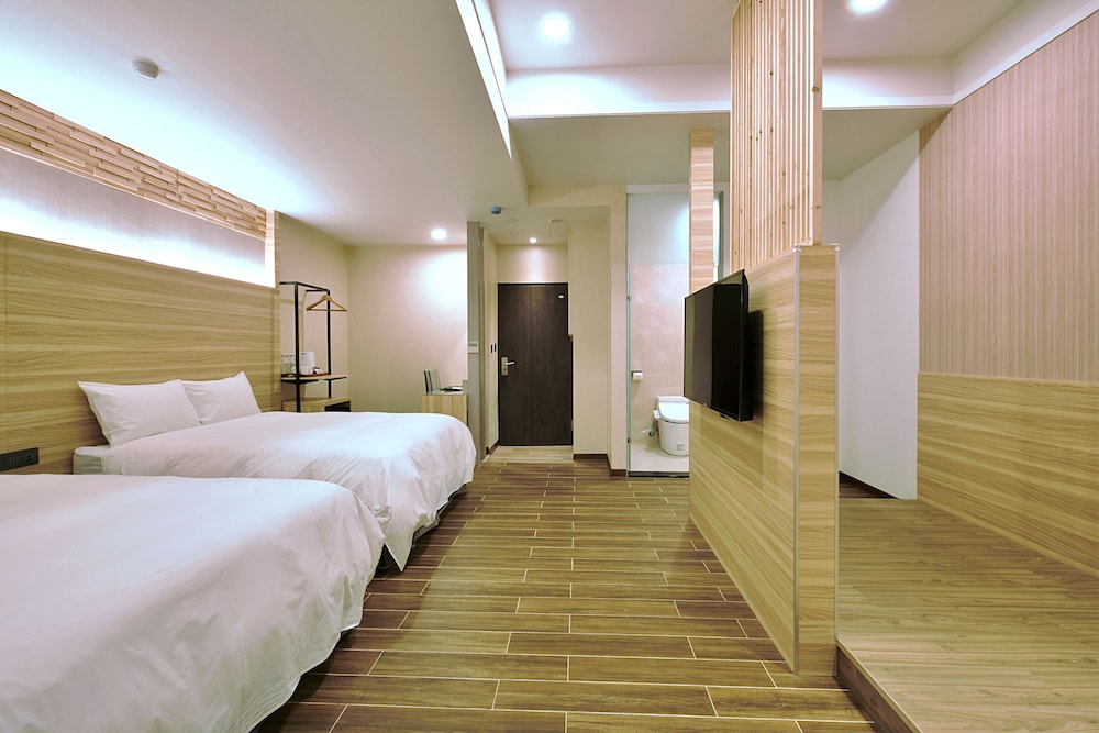 Signature Quadruple Room