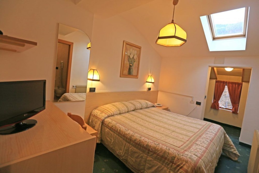 Economy Single Room photo 2