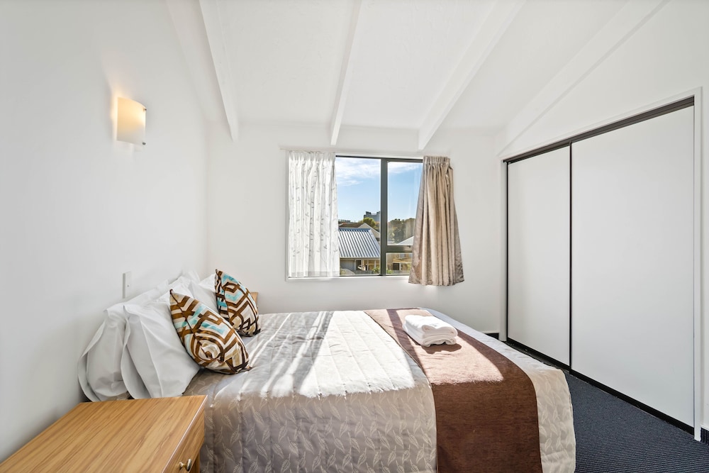 Standard Apartment, 2 Bedrooms, Non Smoking, Kitchenette photo 1