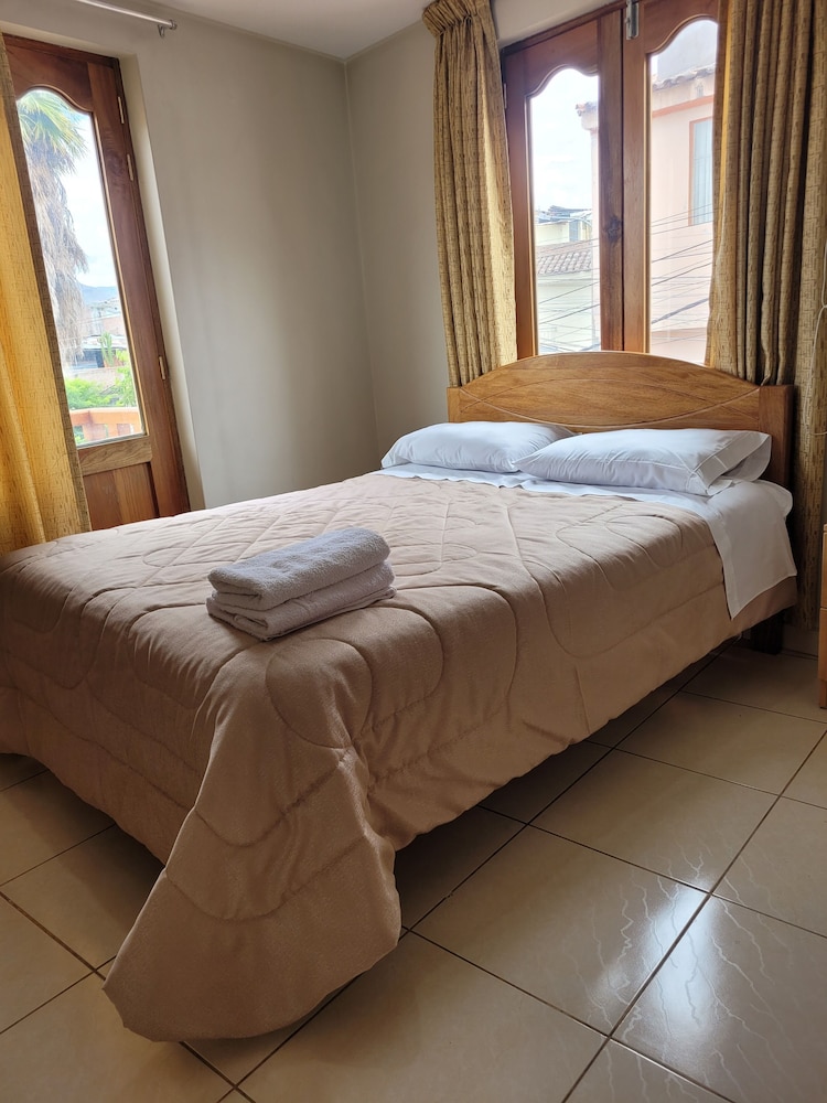 Basic Double Room, 1 Queen Bed, Balcony, Park View photo 1
