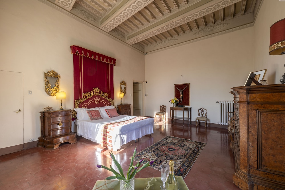 Romantic Suite photo 2