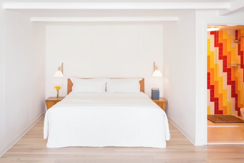 Suite, 2 Double Beds, Private Bathroom, Bay View photo 2