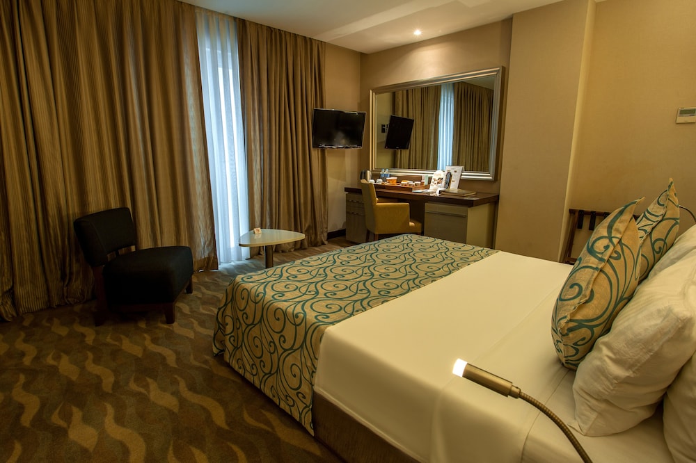 Economy Double or Twin Room photo 2