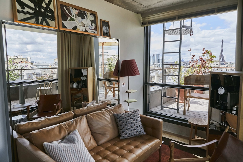 Paster Suite photo 2