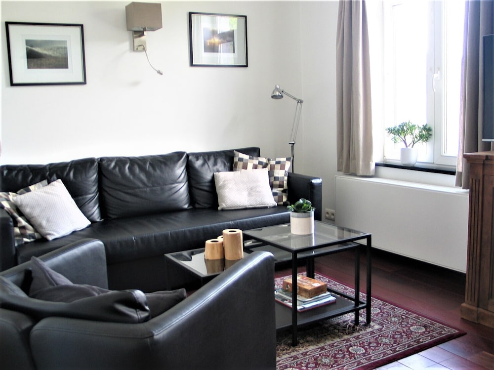 Deluxe Suite, 1 Bedroom, Kitchen, Hill View photo 2