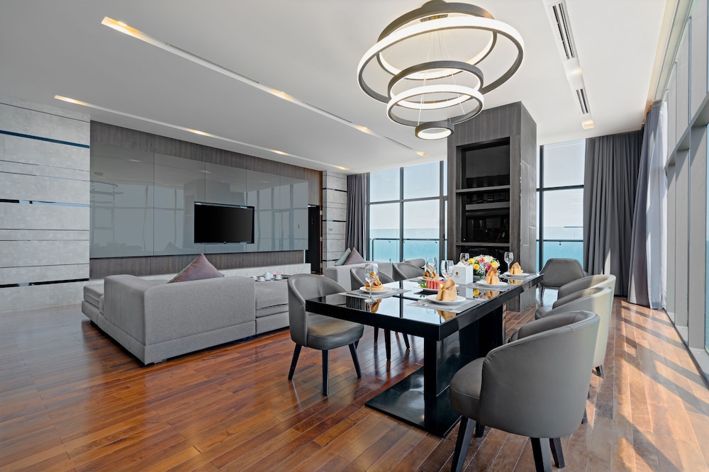 Presidential Studio Suite photo 3