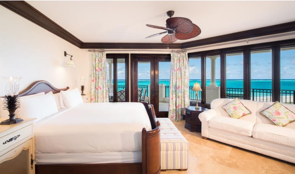 3 Bedroom Ocean Front Estate