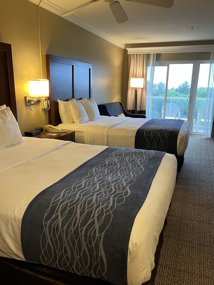 Standard Room, 2 Queen Beds, Non Smoking, Balcony - Photo 3