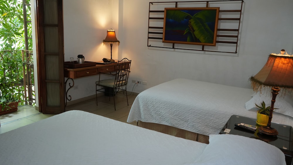 Economy Double Room photo 1