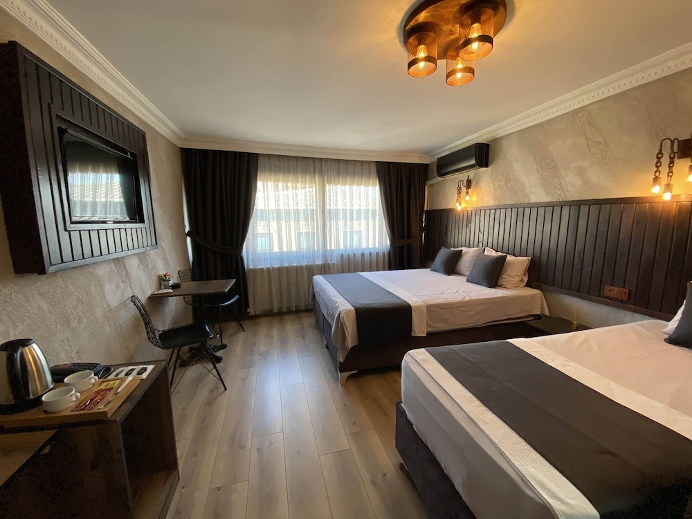 Standard Double or Twin Room photo 2