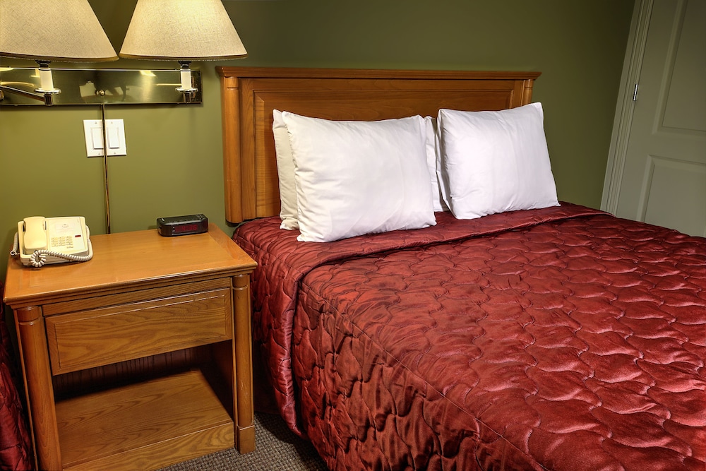 Standard Room, 2 Queen Beds photo 2