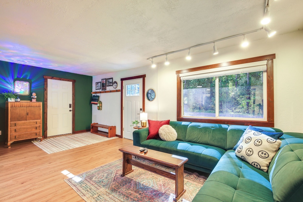 House (2 Bedrooms) photo 2