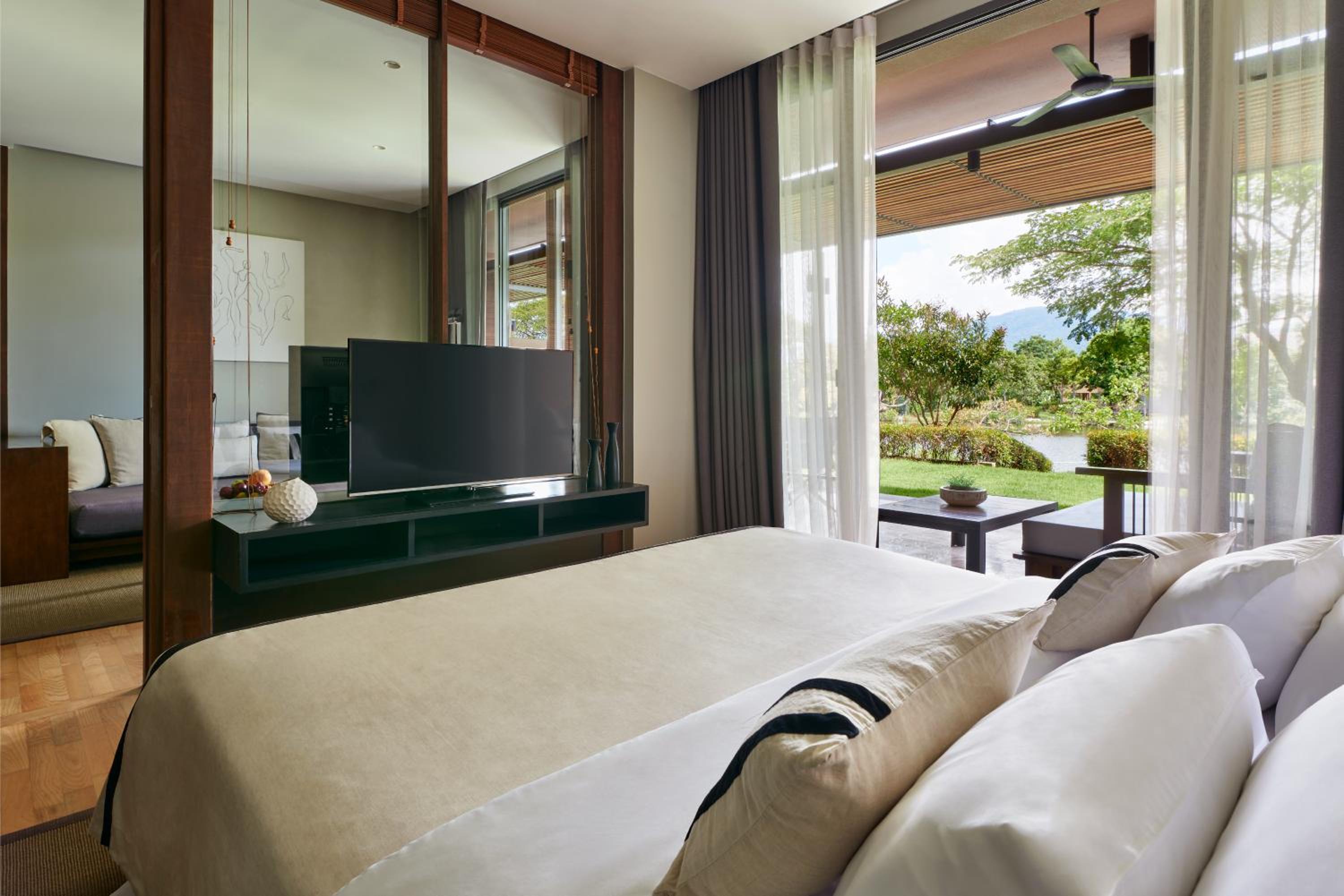 Two-Bedroom Suite - Photo 14