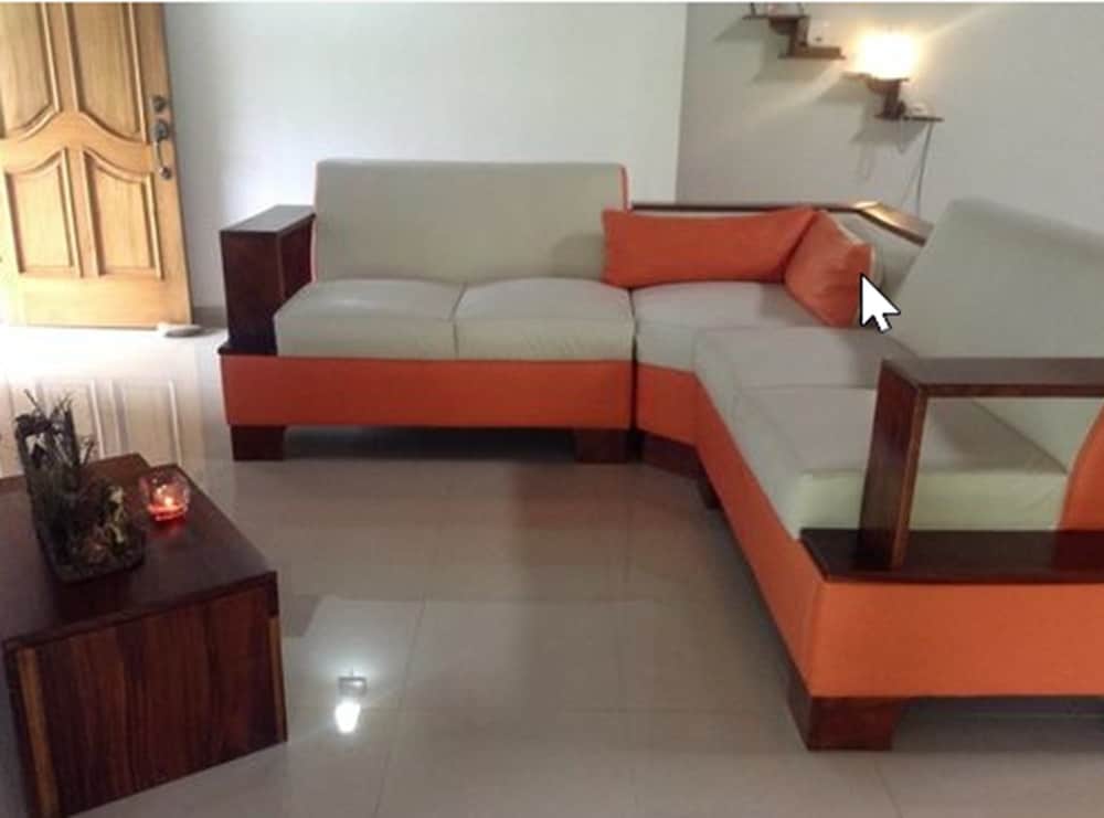 Deluxe House, 3 Bedrooms photo 3