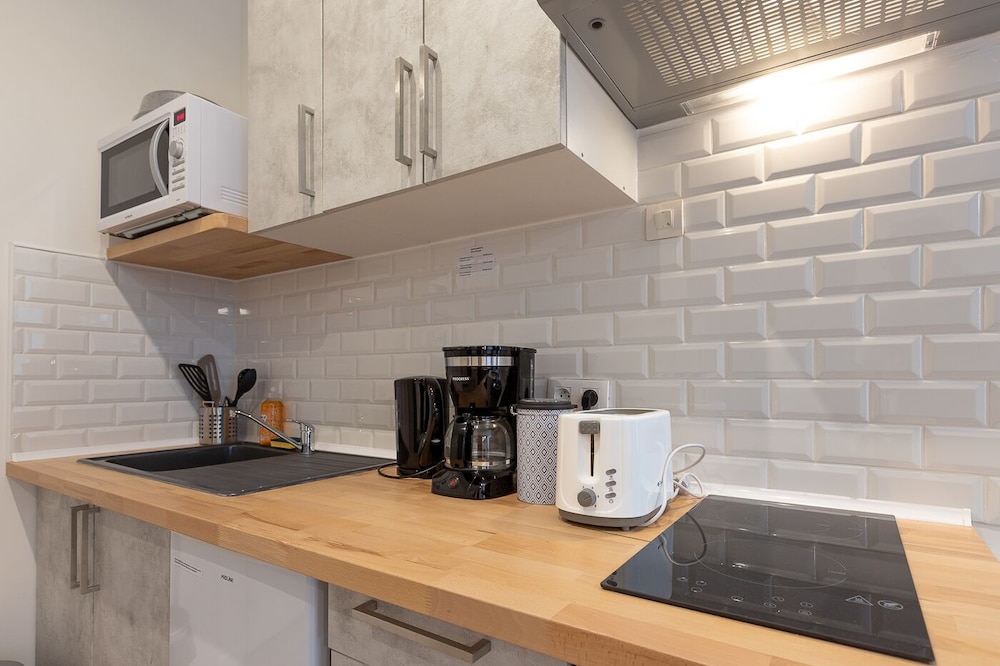 Deluxe Studio, Ensuite - Photo 9
