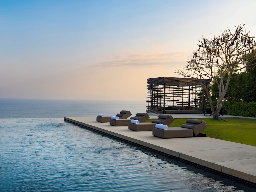 Room, 3 Bedrooms (Cliff Edge Villa) - Photo 9