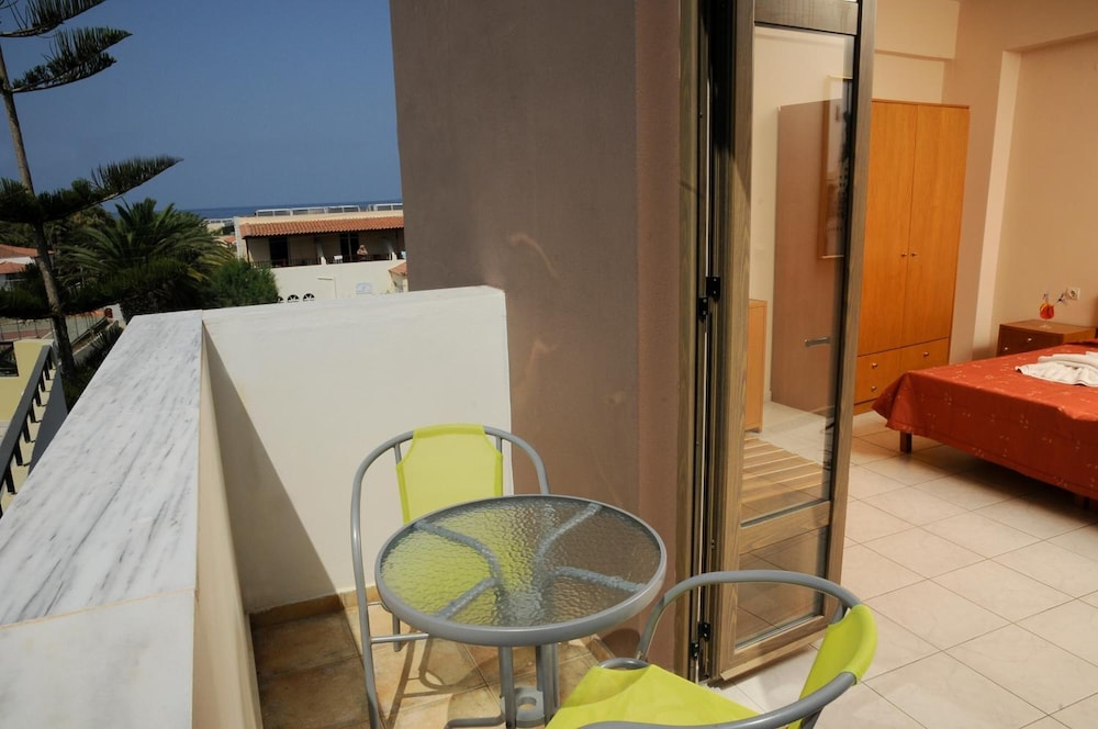 Suite, Garden View photo 3