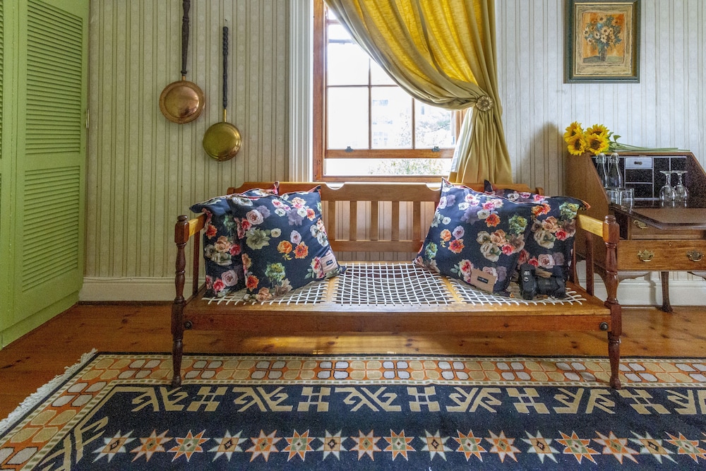 Classic Twin Room