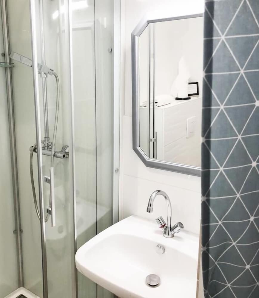Basic Double Room (La Belle Bleue) - Photo 2